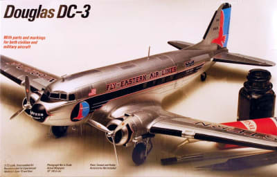 Revell_855245_DC-3_Airliner