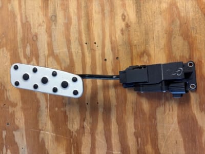 05-06 GTO Pedal *USED*