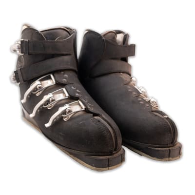 1960's Le Trappeur Vintage Leather Buckle Ski Boots