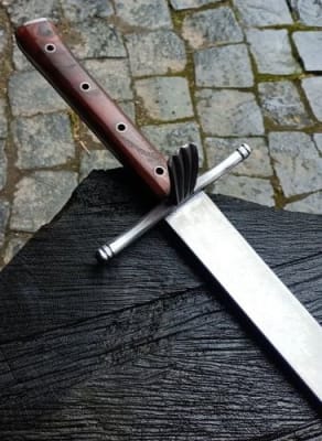 Messer, Left Handed, Mac Armour