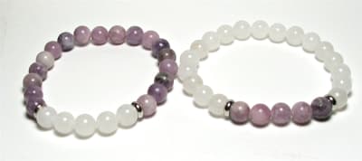 FB-06  STONE BEAD FRIENDHIP STRETCH BRACELET IN WHITE JADE & LEPIDOLITE (7 1/2")