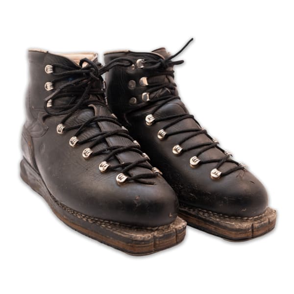 1960's Le Trappeur Vintage Leather Double Lace-Up Ski Boots