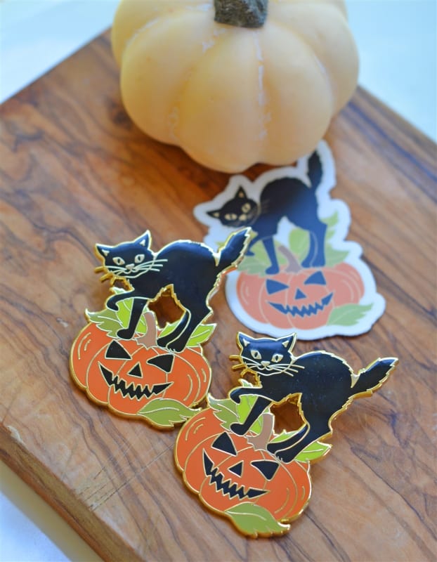 HALLOWEEN CAT Enamel Pin- LAST FEW