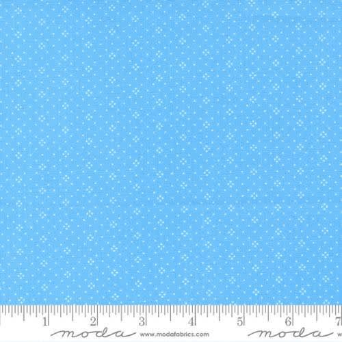 EYELET BASIC: Cornflower