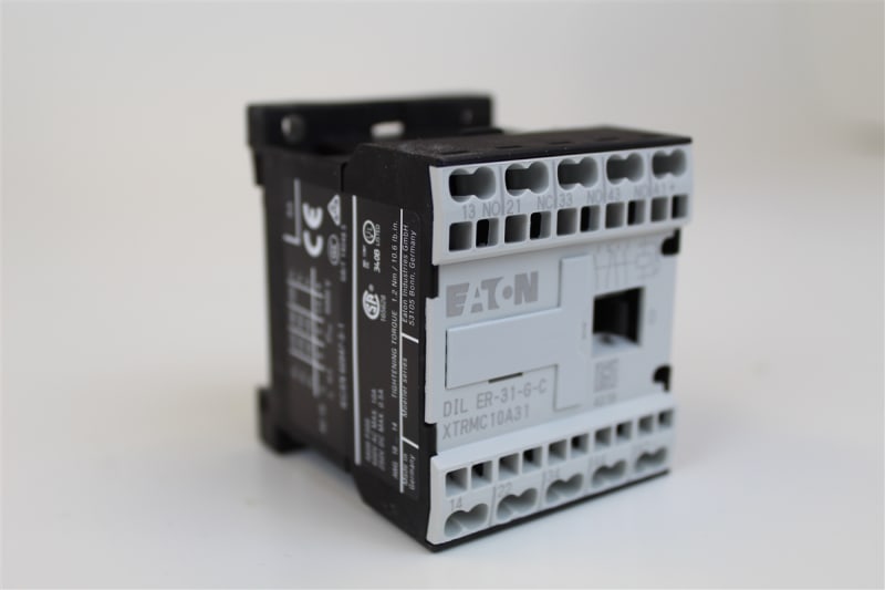 CONTACTOR