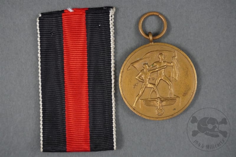Original German WWII Commemorative Medal Of 1 October 1938 With Ribbon