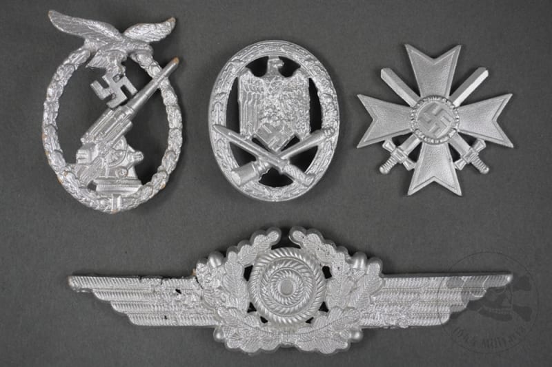 Original German WWII "Ground Dug" Luftwaffe Badges & Insignia Grouping (Lot of 4)