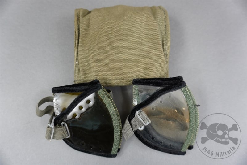 Original German WWII Disposable Dust Goggles (AugenschÃ¼tzer) 2 Pair With Pouch