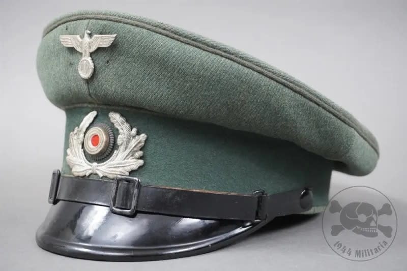 Original Early Third Reich Heer GebirgsjÃ¤ger NCO/EM Visor Cap Size 56