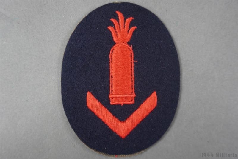 Unissued Original German WWII Kriegsmarine Medium Artillery Gun Chief NCOâ€™s Career Sleeve Insignia