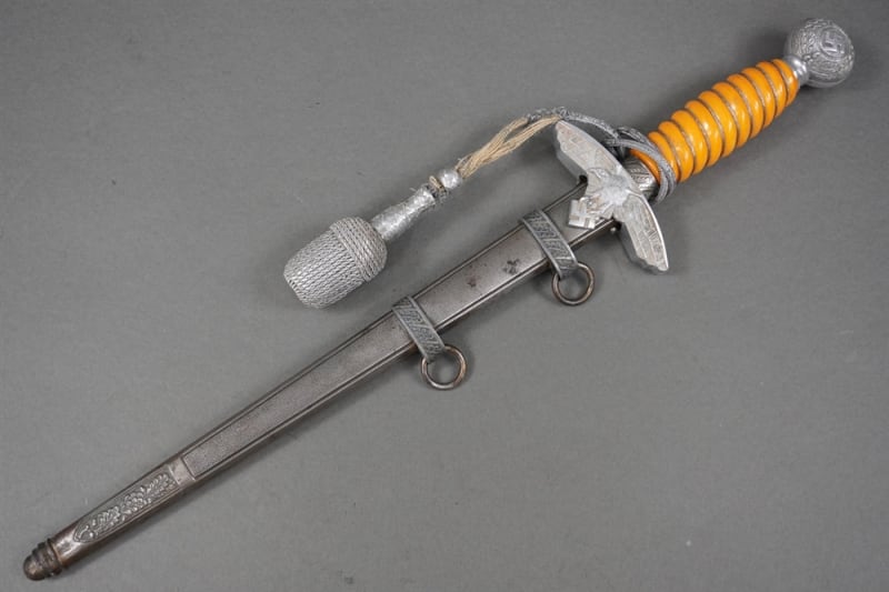 Original German WWII Luftwaffe 2nd Model Dagger Unmarked With Portepee