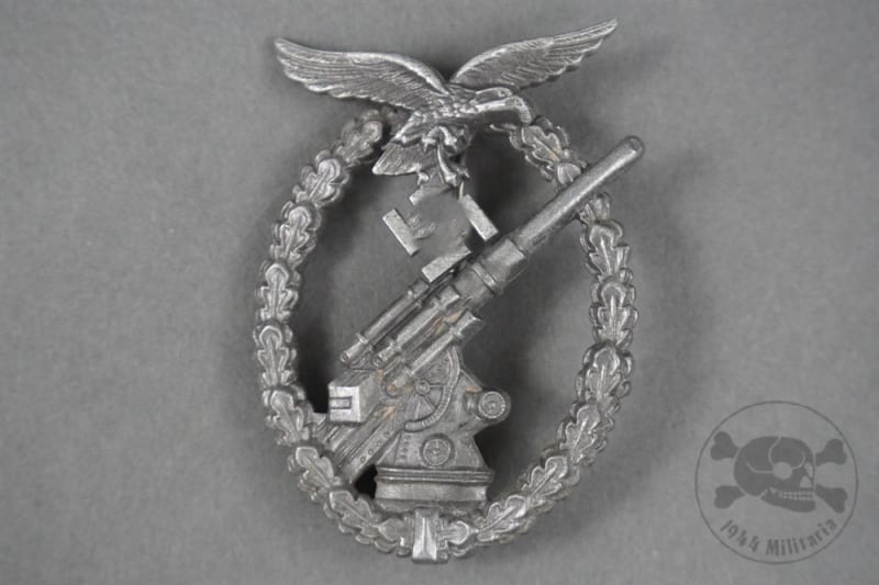 Original German WWII Luftwaffe Flak (Anti-Aircraft) Badge By GebrÃ¼der Wegerhoff *U.S. Vet Bringback*