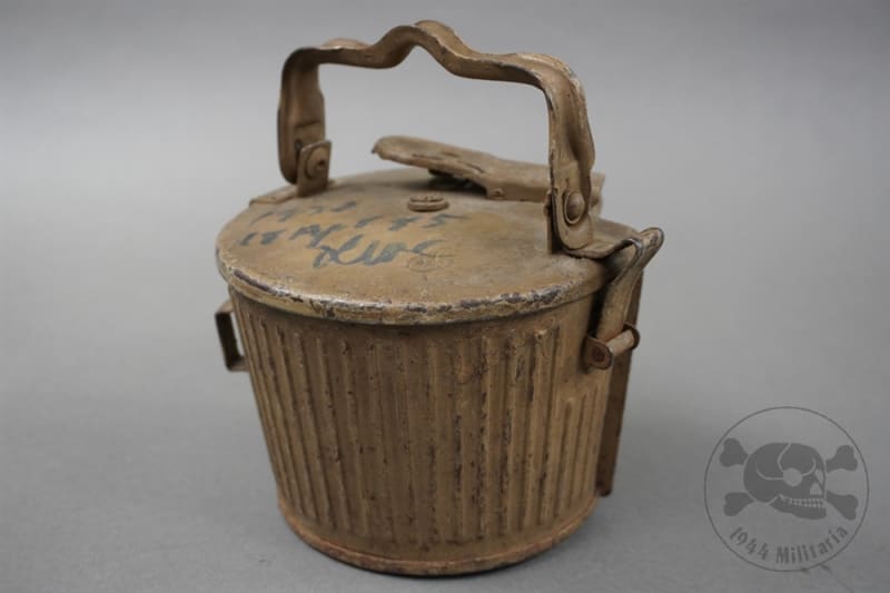 Original German WWII MG34/42 50-Round Patronentrommel 34 (Snail Drum) hqu 44 With Ordnance Tan Paint
