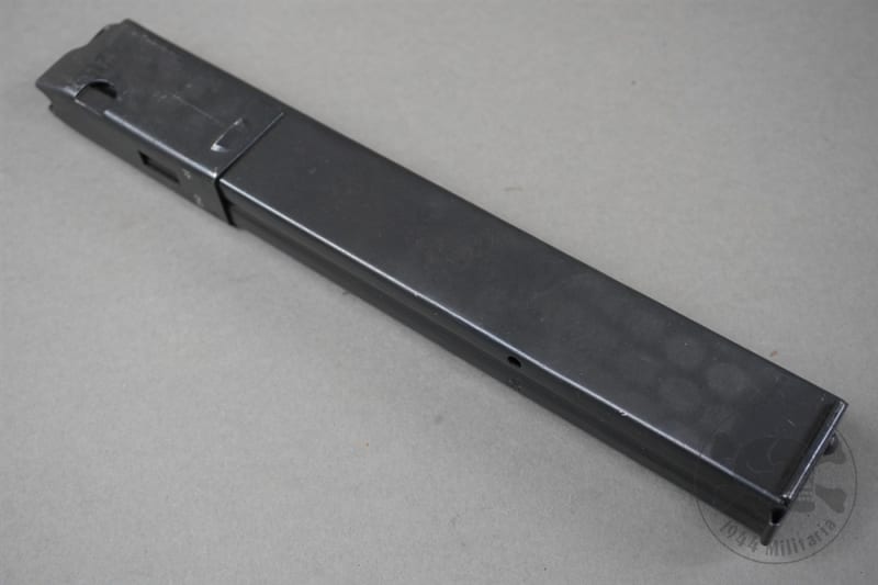 Original German WWII MP38 u. MP40 Munitionsmagazin Marked fxo Dated 41 Smooth Body