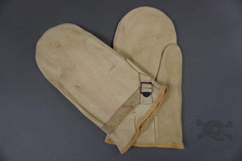 Unissued Original US Navy Tan Leather Gunner's Mittens Marked U.S.N.