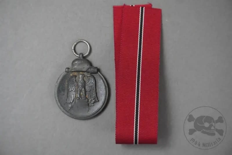Original German WWII Eastern Front Winter Campaign Medal (Winterschlacht im Osten 1941/42)