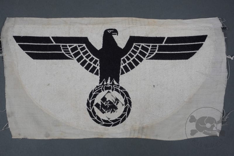 Original WWII German WWII Heer (Army) 1st Pattern Sport Shirt Patch
