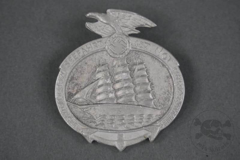 Original German WWII Winterhilfswerk (WHW) "1935 Tag der Deutschen Seefahrt" Tinnie