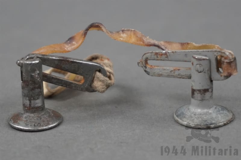 Original German WWII Tornister Back Shoulder Strap Fastener Hardware (Set Of 2)

Original German WWII Tornister Hardware