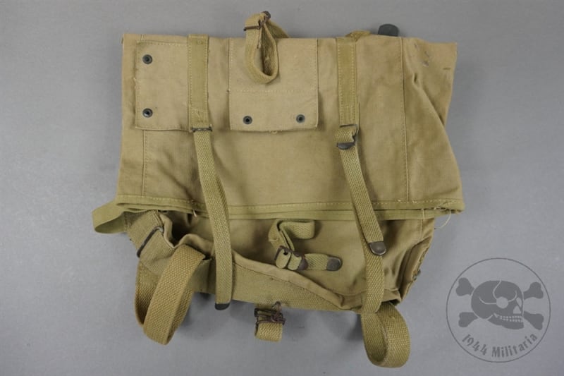 Original US WWII Marine Corps (USMC) M1941 Backpack