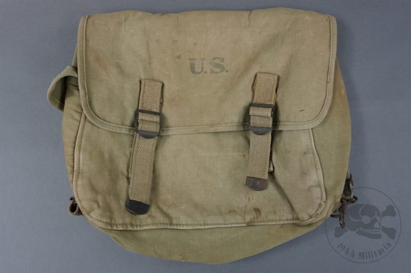Original US WWII M1936 Musette Bag Dated 1943
