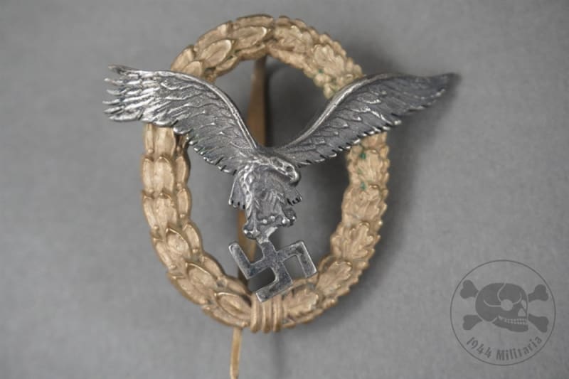 Reproduction German WWII Luftwaffe Pilot Observer Badge