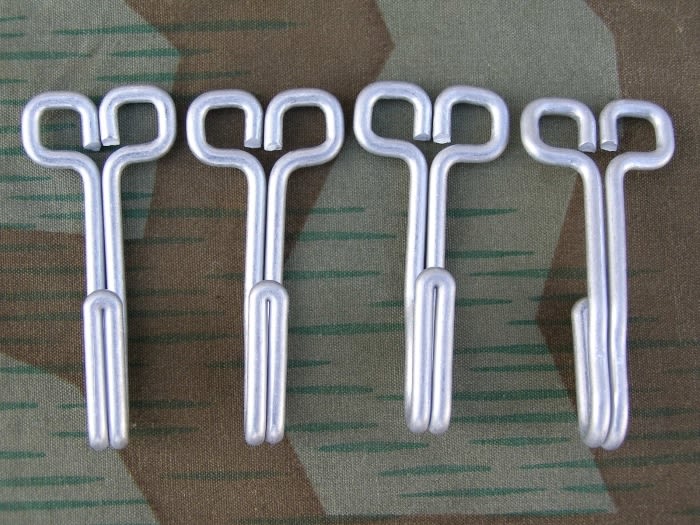 Reproduction German WWII Feldblusen Aluminum Belt Hooks