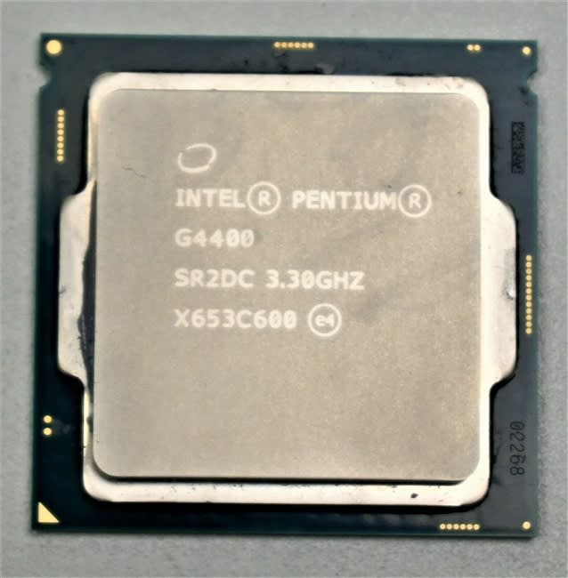 INTEL BX80662G4400 PENTIUM DUAL-CORE G4400 3.3GHZ 3MB L3 CACHE 8GT/S DMI3 SPEED SOCKET FCLGA1151 14NM 54W DESKTOP PROCESSOR. REFURBISHED. IN STOCK.