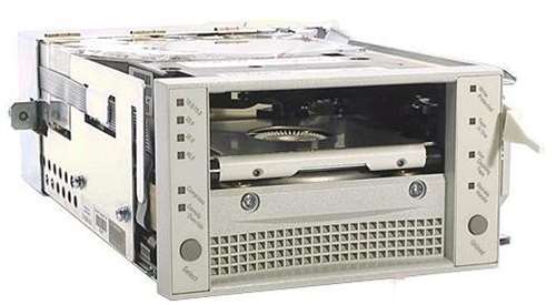 HP - 40/80GB DLT 8000 SCSI LVD LOADER TAPE DRIVE (231669-001). REFURBISHED. IN STOCK.