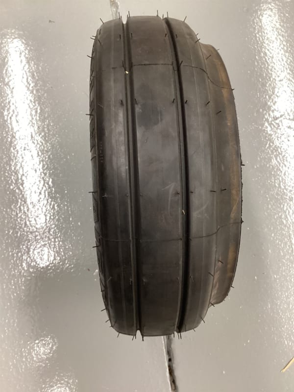 M15601 TIRE 16X4.4R8 10PLY