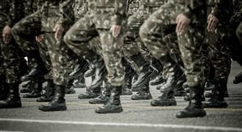 4 Reasons to Choose Military Clothing Online for Your Next Adventure