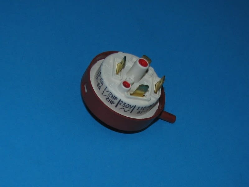 251777 PROTECTIVE SWITCH