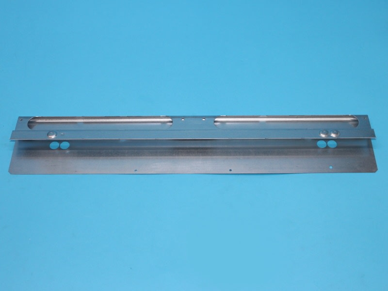 432313 MOUNTING PLATE 600/700