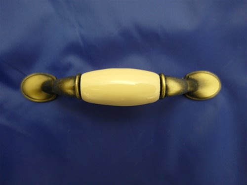 HABP-AP PULLS ANTIQUE BRASS ALMOND