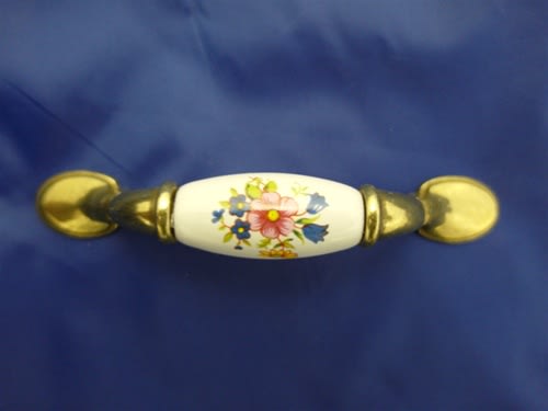 HABP-WF PULLS ANTIQUE BRASS WHITE WITH FLOWERS