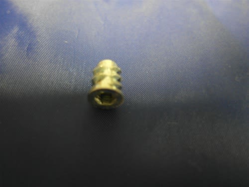 INSERT THREADED 8-32