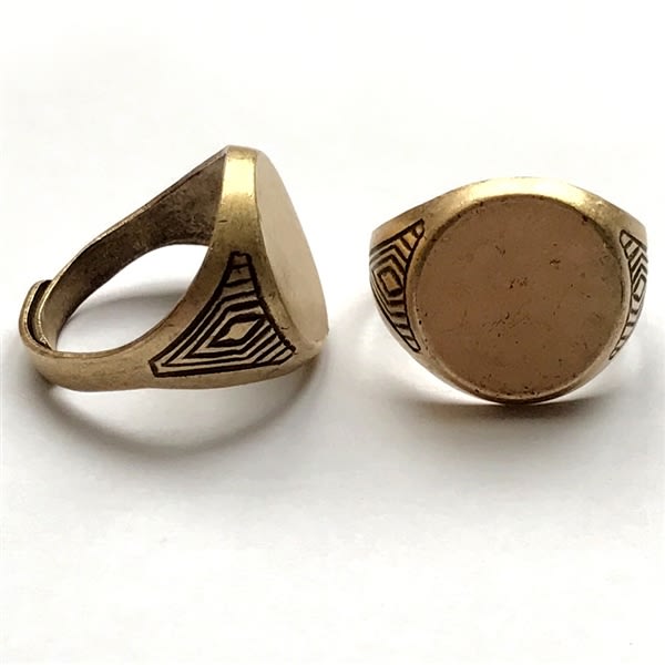 How to Use Ring Blanks in the Design of Jewelry