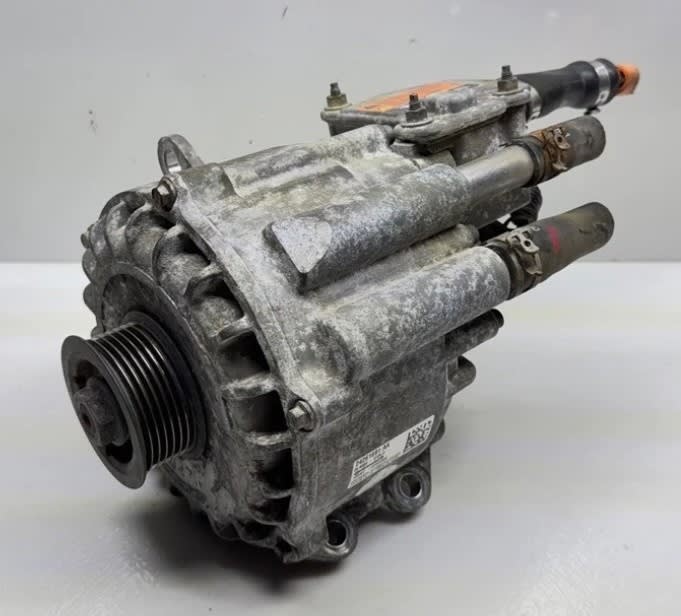 2012 Buick Regal | Alternator - OEM Used