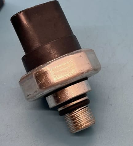 1990 Chrysler New Yorker  | pressure switch