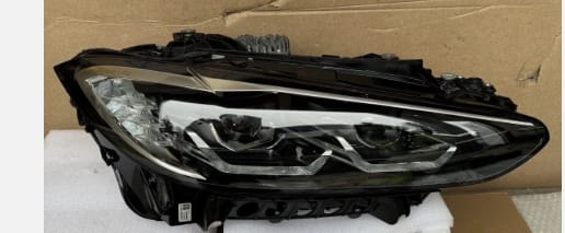 2024 BMW  i4 | Right headlight
