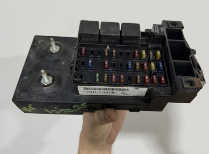 1999 Ford F350 Fuse Box