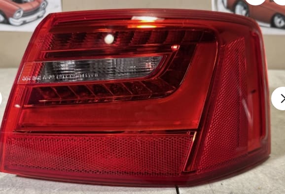 Right Side Tail Light & Rear Bumper Cover