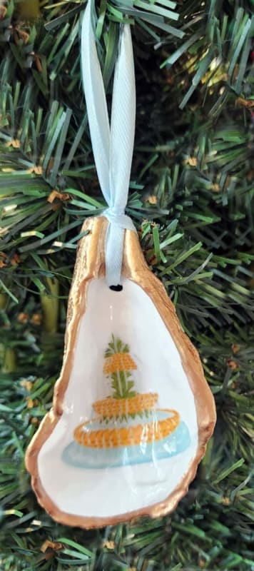 Pineapple Fountain Oyster Ornament