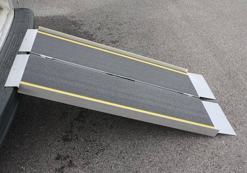 Heavy Duty Folding Van Ramp, 800lbs Capacity Heavy Duty Folding Van Ramp, 800lbs Capacity