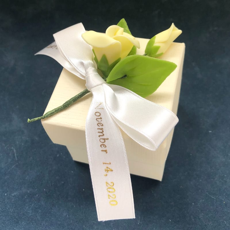 Two-Piece Giftbox Favor with Rose