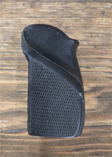 Aftermarket Makarov Grip