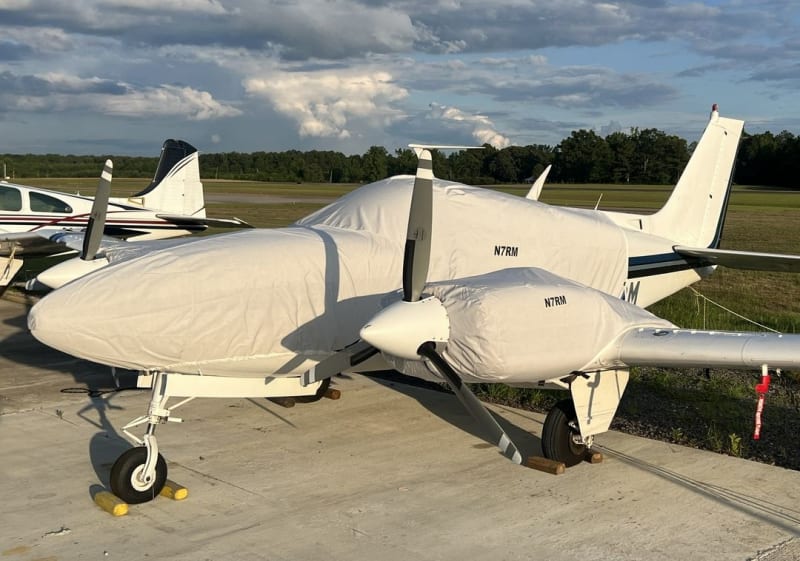 Beechcraft Beech Baron 58 Aircraft Protection Covers, Reflectors and Plugs