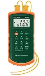 Extech 421502-NIST - Termometro J/K con luz de fondo en pantalla, sonda y funda con Certificado NIST
