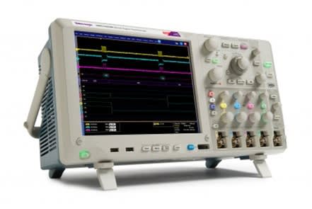 Tektronix DPO5054B - Osciloscopio Fosforo Digital, 500GHz, 5 GS/s, 25M longitud de registro, 4 canales, incluye certificado de calibracion traceable. Tektronix DPO5054B - Osciloscopio Fosforo Digital, 500GHz, 5 GS/s, 25M longitud de registro, 4 canales, incluye certificado de calibracion traceable.