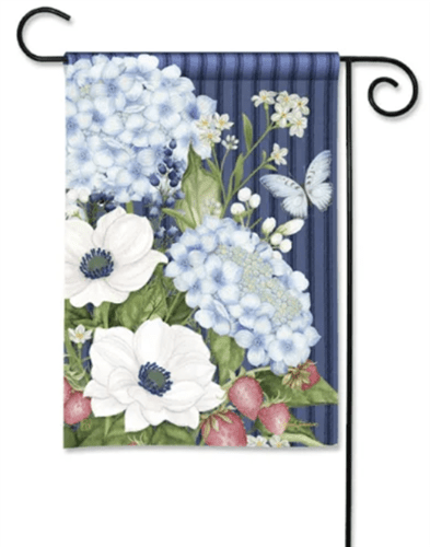Strawberry Summer BreezeArt Garden Flag